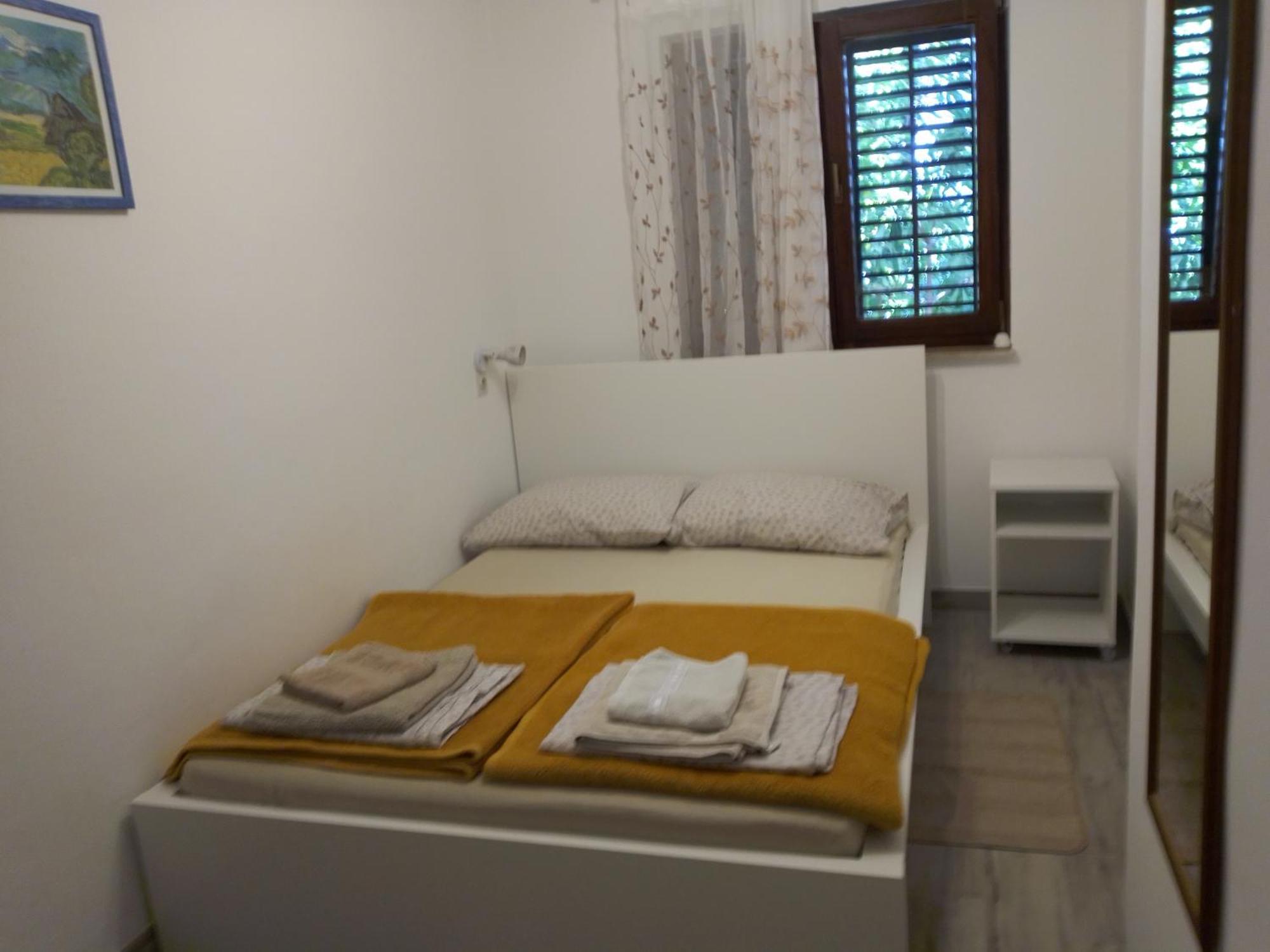 Apartments Olea Baska  Bagian luar foto