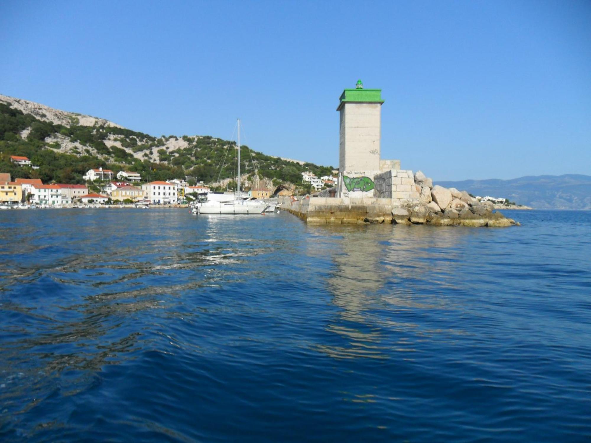 Apartments Olea Baska  Bagian luar foto