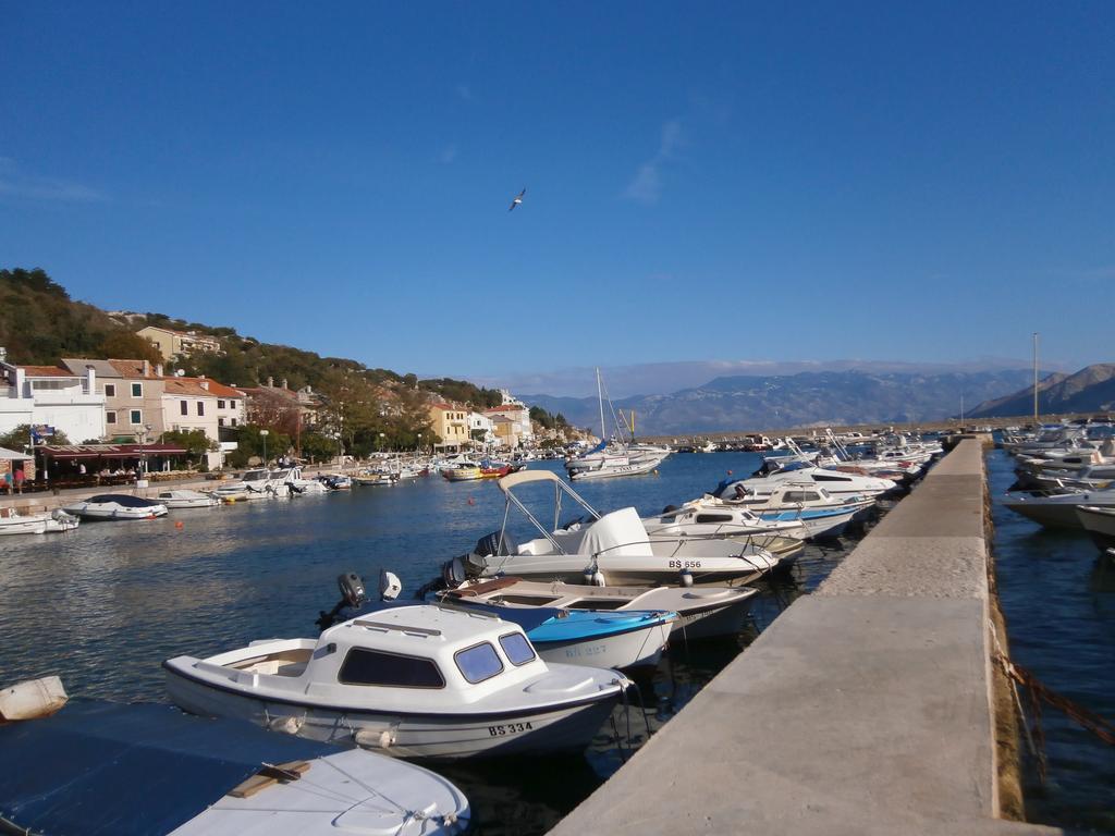 Apartments Olea Baska  Bagian luar foto