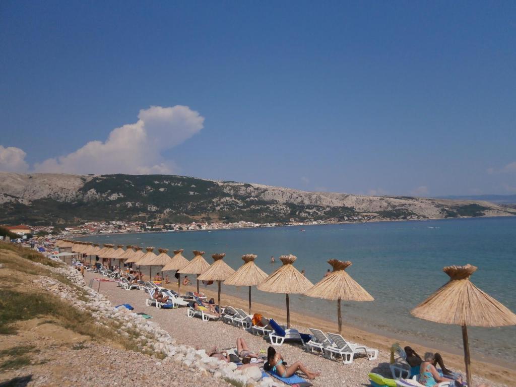 Apartments Olea Baska  Bagian luar foto