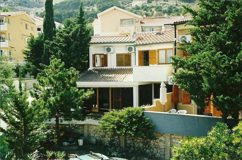 Apartments Olea Baska  Bagian luar foto