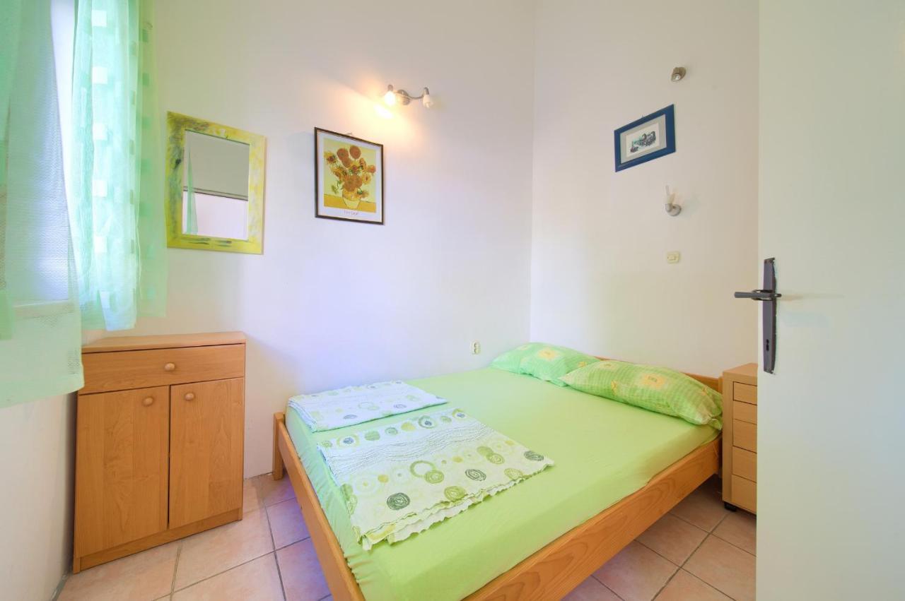 Apartments Olea Baska  Bagian luar foto